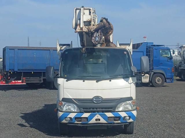 Hino DUTRO 2012-06 6964375-1