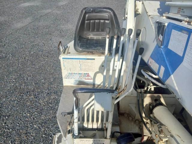 Hino DUTRO 2012-06 6964375-24