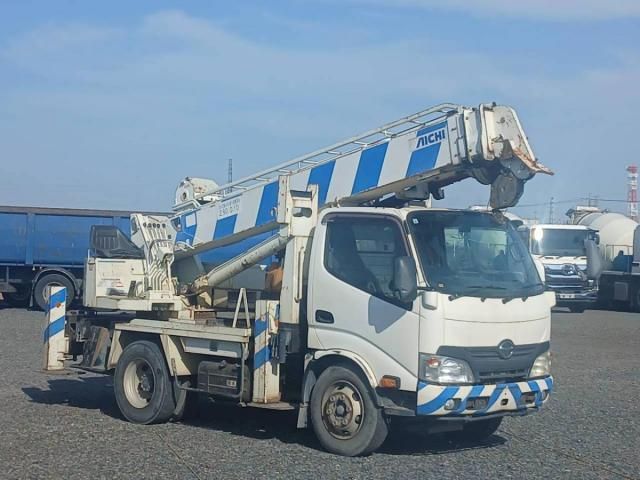 Hino DUTRO 2012-06 6964375-2