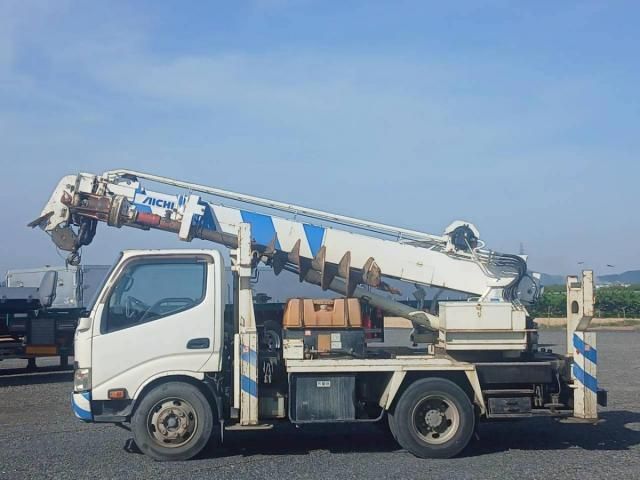 Hino DUTRO 2012-06 6964375-7