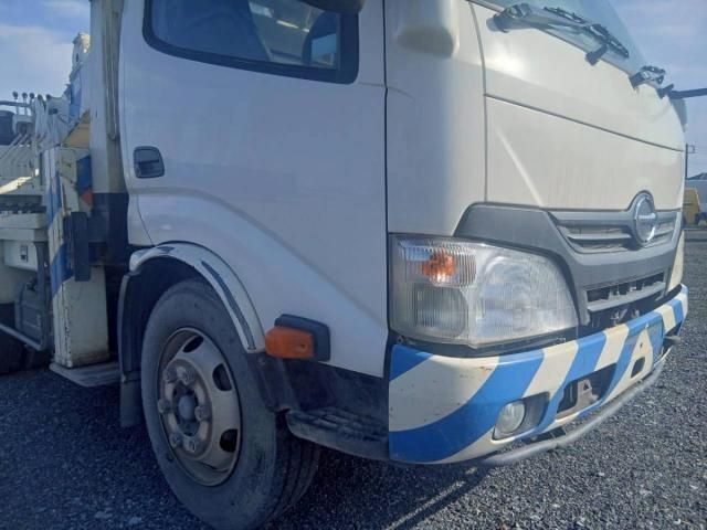 Hino DUTRO 2012-06 6964375-8