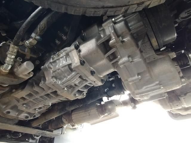 Hino DUTRO 2024-04 6964383-15