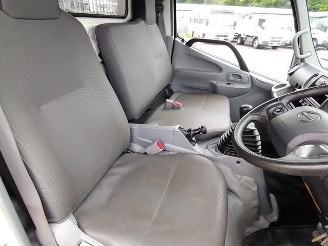 Hino DUTRO 2024-04 6964383-21
