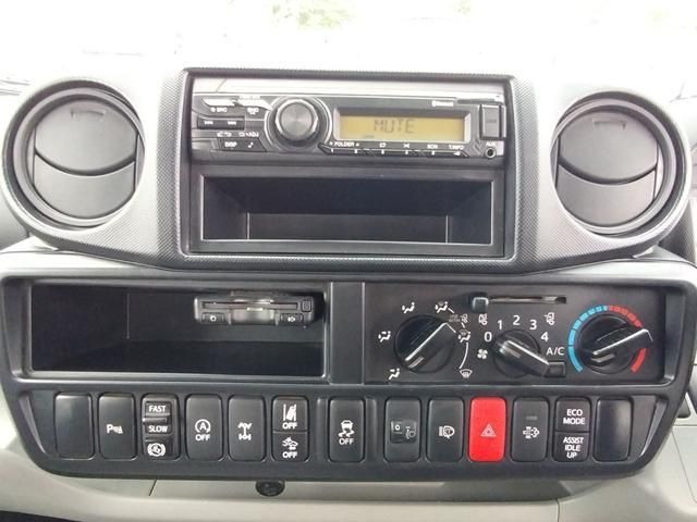 Hino DUTRO 2024-04 6964383-24