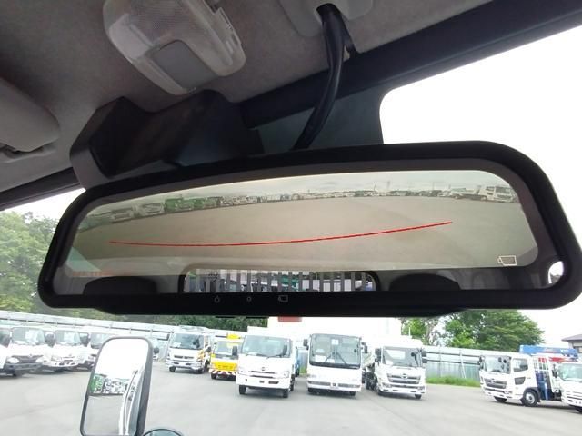 Hino DUTRO 2024-04 6964383-25