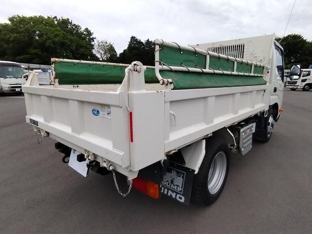 Hino DUTRO 2024-04 6964383-2