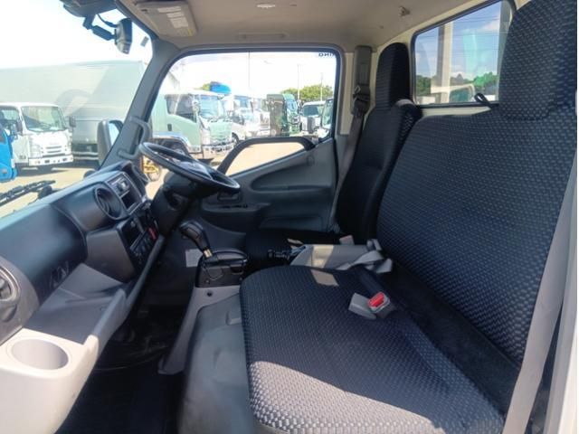 Hino DUTRO 2022-05 6964392-18