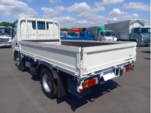Hino DUTRO 2022-05 6964392-6