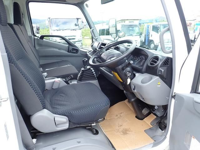 Hino DUTRO 2024-06 6964371-12