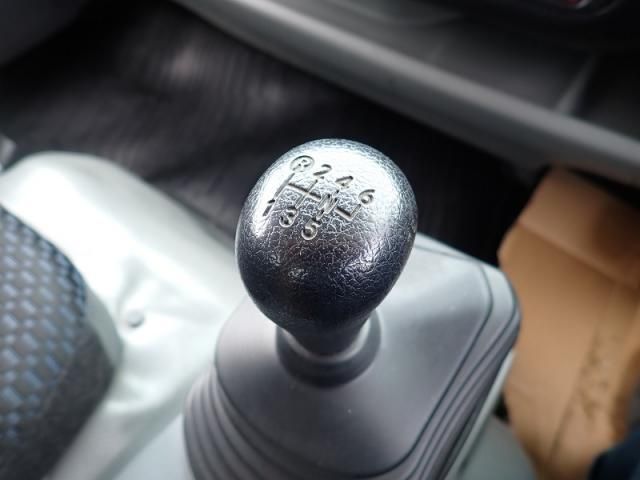 Hino DUTRO 2024-06 6964371-16