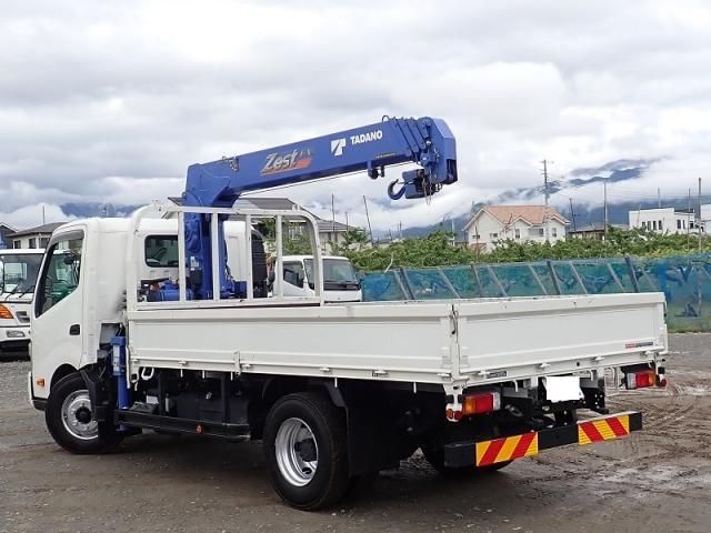 Hino DUTRO 2024-06 6964371-3