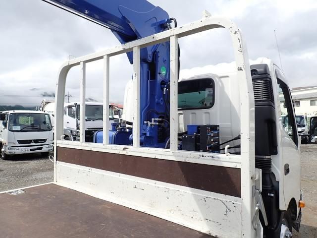 Hino DUTRO 2024-06 6964371-8