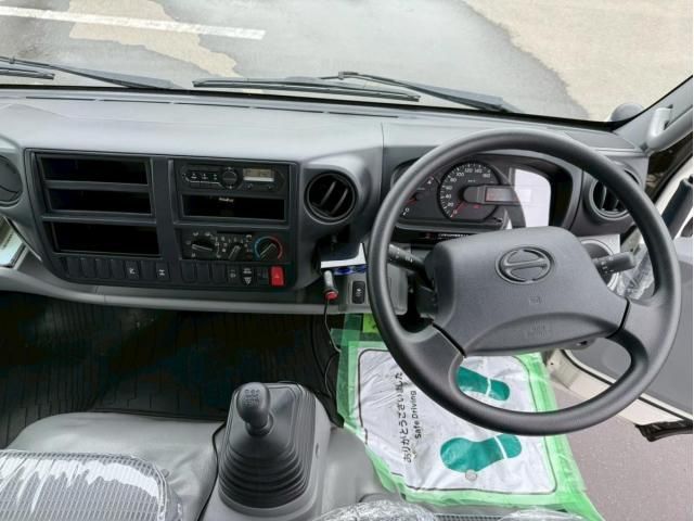 Hino DUTRO 2019-08 6964376-22