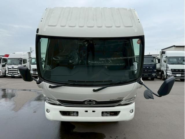 Hino DUTRO 2019-08 6964376-24
