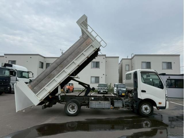 Hino DUTRO 2019-08 6964376-5