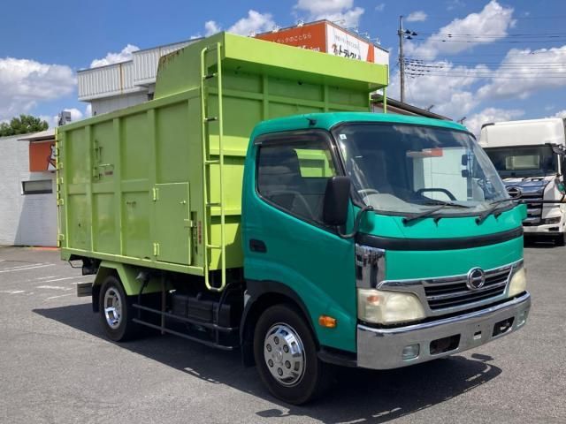 Hino DUTRO 2010-04 6964405-1