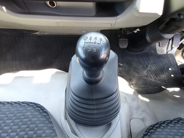 Hino DUTRO 2021-06 6964391-24