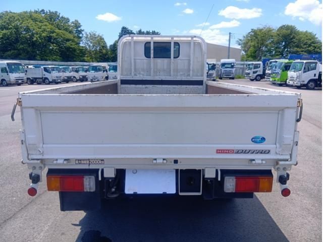 Hino DUTRO 2022-05 6964396-3