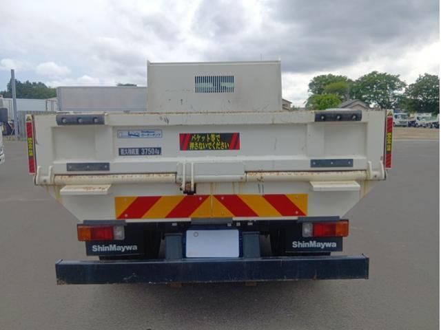Hino DUTRO 2024-02 6964370-3