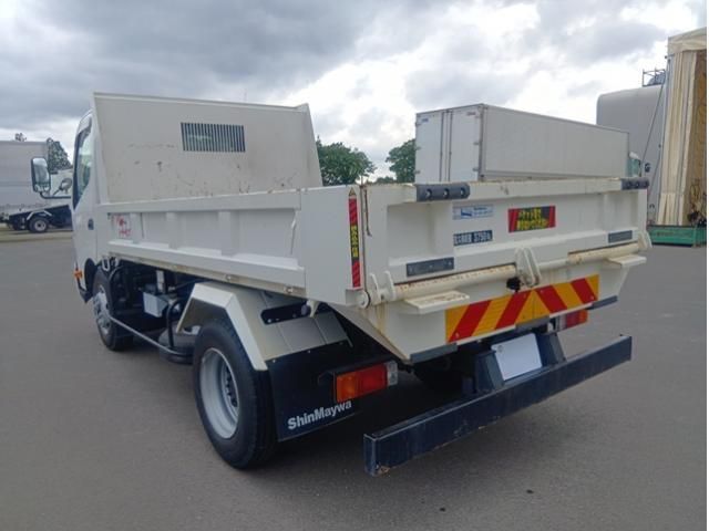 Hino DUTRO 2024-02 6964370-4