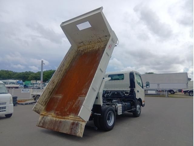 Hino DUTRO 2024-02 6964370-6