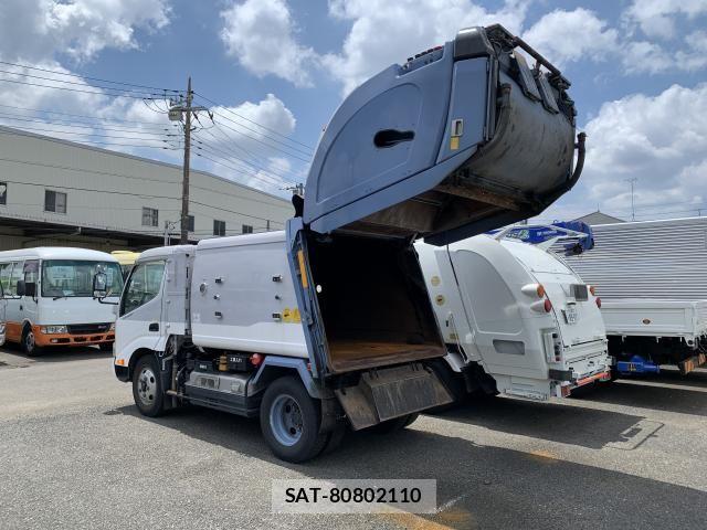 Hino DUTRO 2017-01 6993227-8