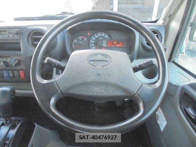Hino DUTRO 2013-10 6993233-1