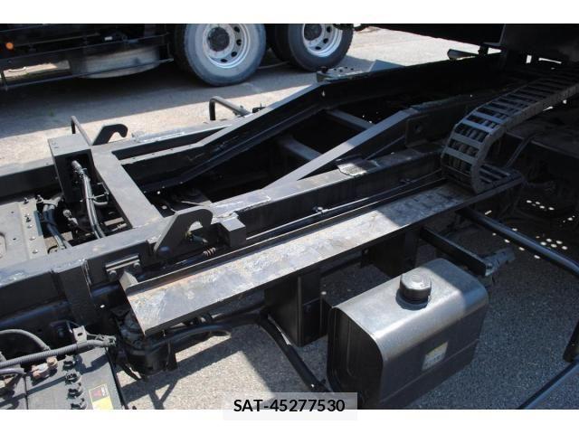 Hino DUTRO 2005-05 7020379-15
