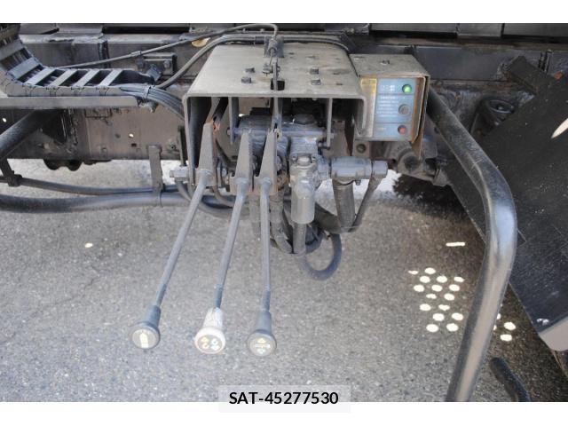 Hino DUTRO 2005-05 7020379-21