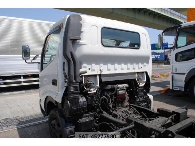 Hino DUTRO 2005-05 7020379-22