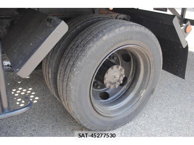 Hino DUTRO 2005-05 7020379-23