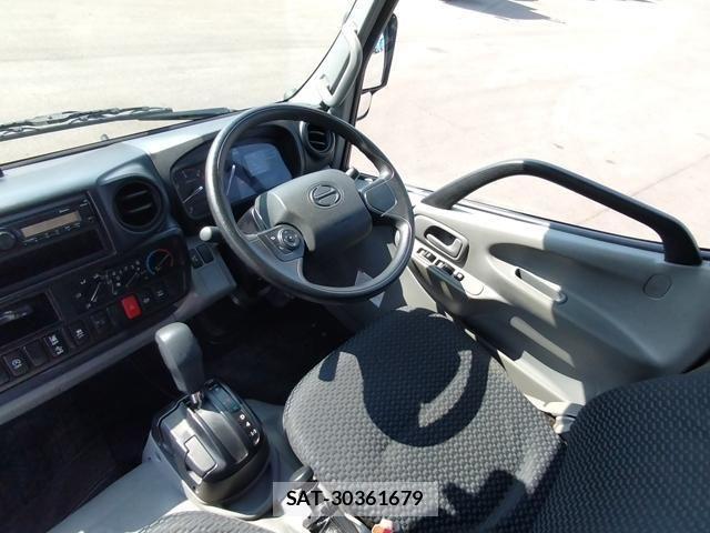 Hino DUTRO 2022-05 7020375-20