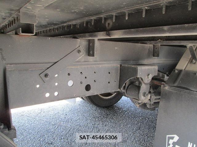 Hino DUTRO 2019-03 7020377-16