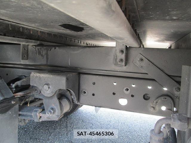 Hino DUTRO 2019-03 7020377-18