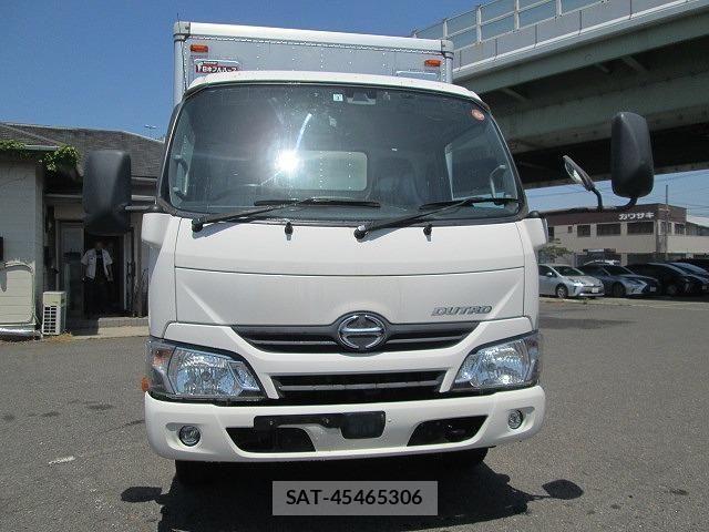 Hino DUTRO 2019-03 7020377-1
