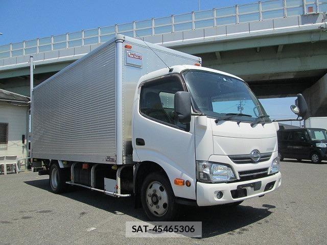 Hino DUTRO 2019-03 7020377-2