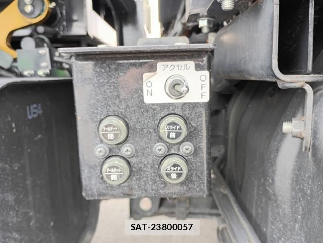 Hino DUTRO 2024-02 7020373-16