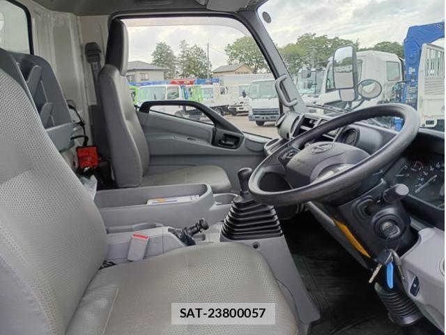 Hino DUTRO 2024-02 7020373-22