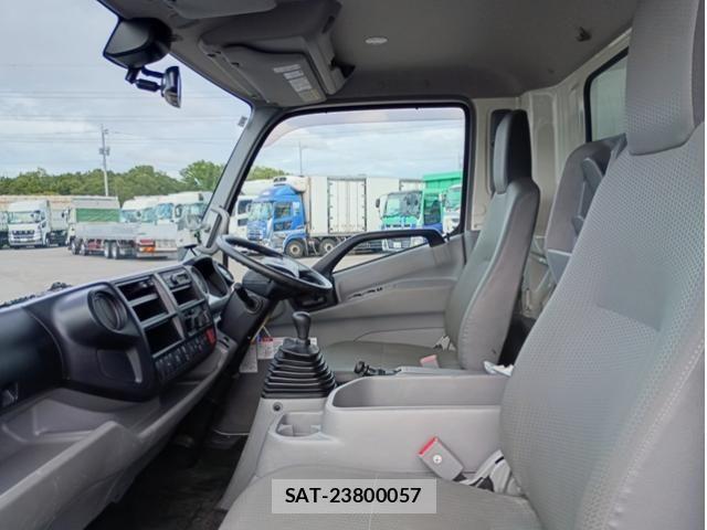 Hino DUTRO 2024-02 7020373-23