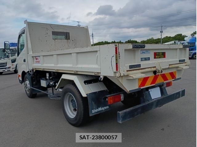 Hino DUTRO 2024-02 7020373-3