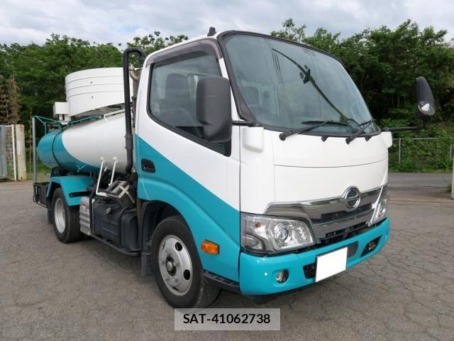 Hino DUTRO 2021-04 7058346-0