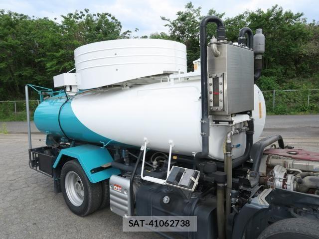 Hino DUTRO 2021-04 7058346-9
