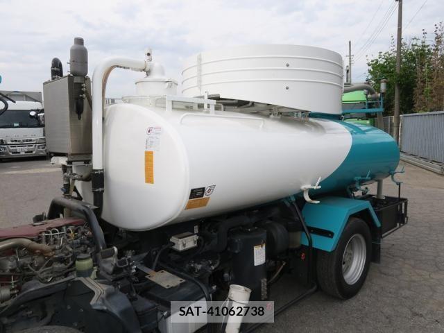 Hino DUTRO 2021-04 7058346-10