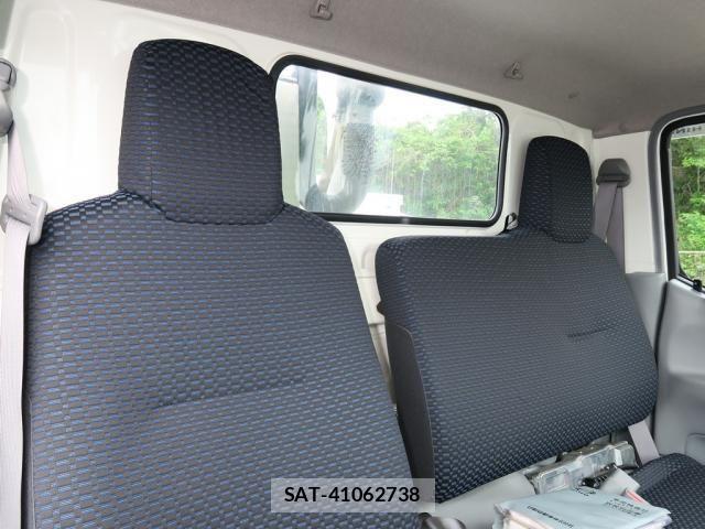 Hino DUTRO 2021-04 7058346-22