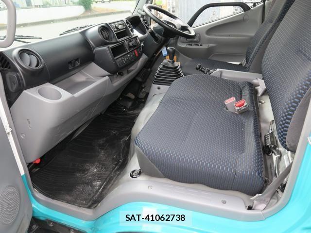 Hino DUTRO 2021-04 7058346-23
