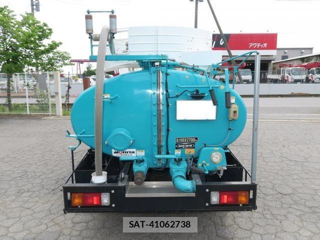 Hino DUTRO 2021-04 7058346-4