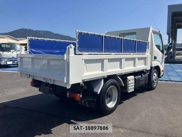 Hino DUTRO 2020-03 7058352-3