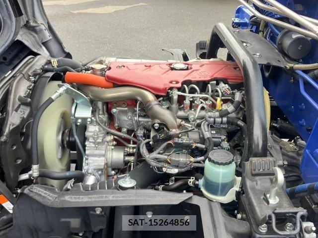 Hino DUTRO 2024-06 7058344-16
