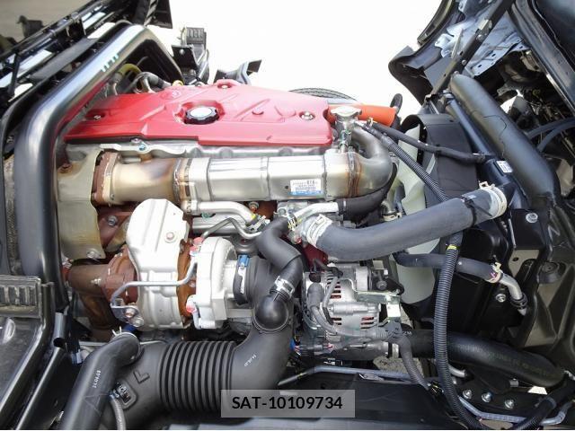 Hino DUTRO 2025-09 7058343-10