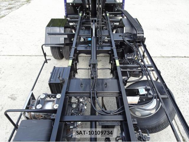 Hino DUTRO 2025-09 7058343-28